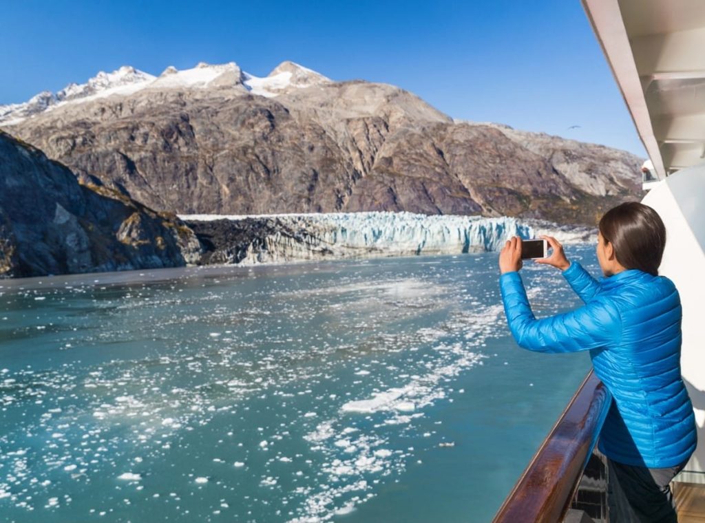 内灣航道巡遊 Cruise Inside Passage 内灣航道巡遊 Cruise Inside Passage