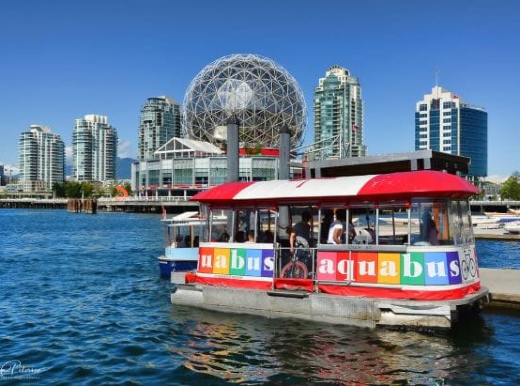 格蘭維爾島 迷你彩虹船 格蘭維爾島 迷你彩虹船