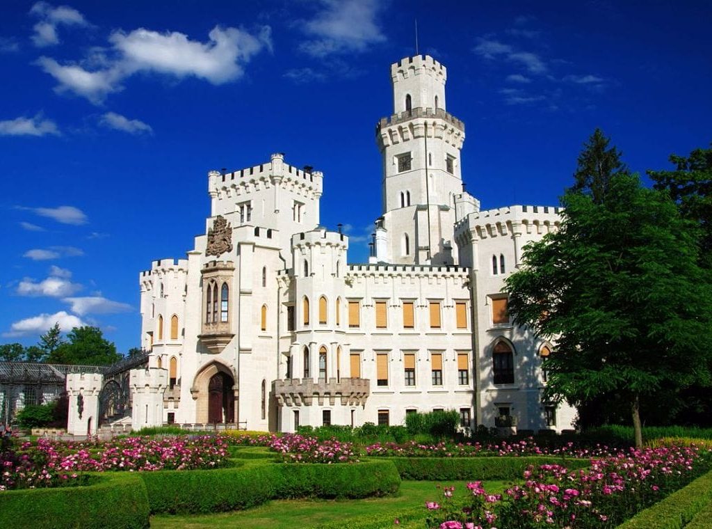 赫盧波卡城堡 Hluboka Castle